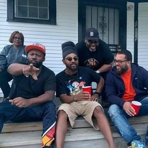 Meet your Posher, Dion